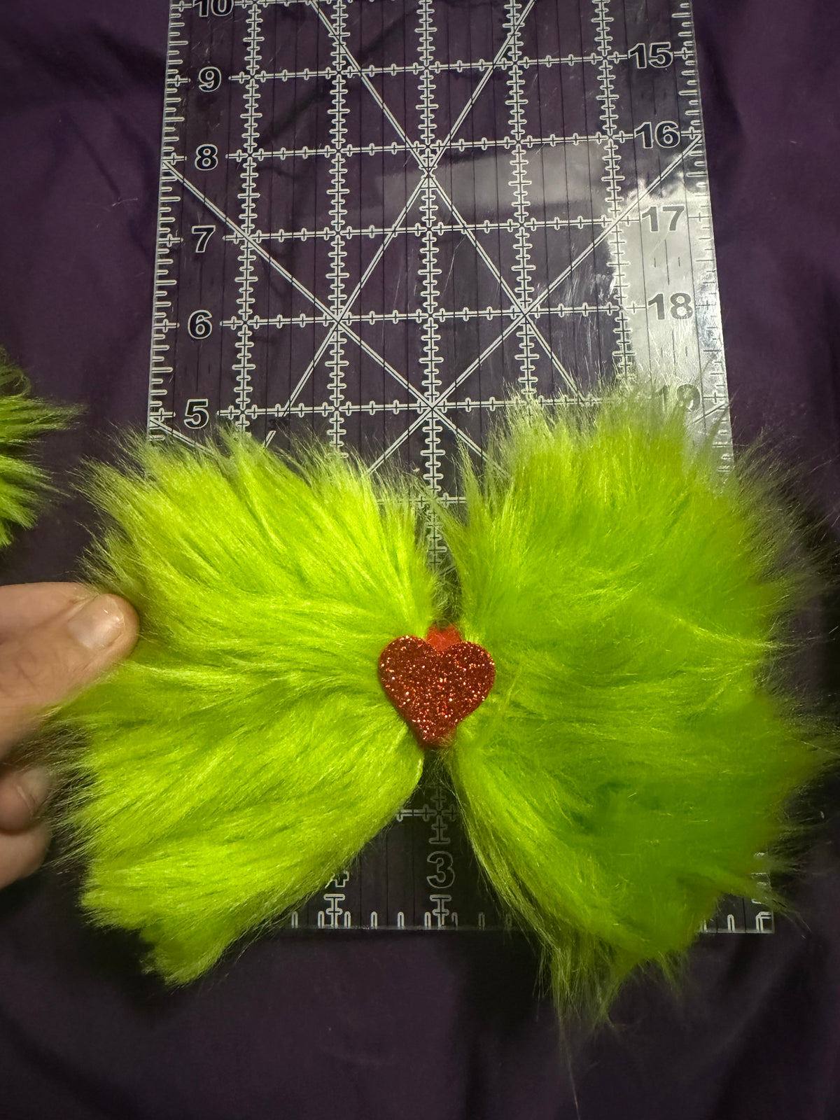 Green guy Xmas hair bows