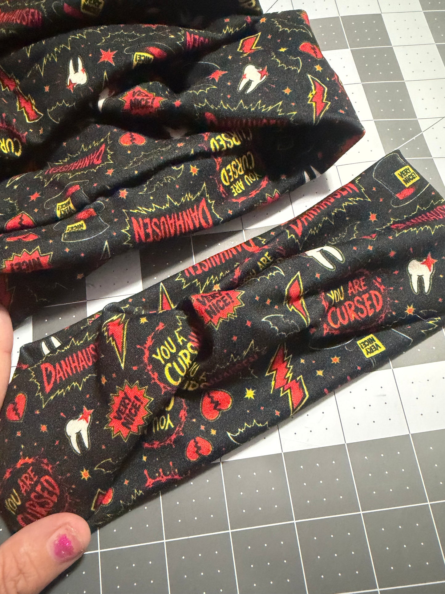 D-Hausen stretchy headband
